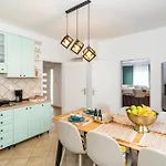 3 Bedroom Cozy Apartment In Cavtat * Cavtat
