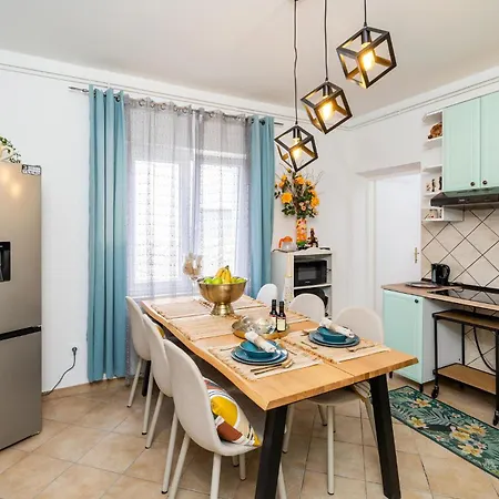 Awesome Apartment In Cavtat With Wifi 公寓