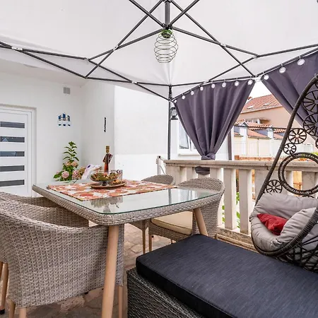 Awesome Apartment In Cavtat With Wifi * Cavtat
